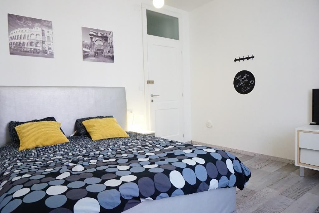 Hostel Ljiljana Пула Екстер'єр фото