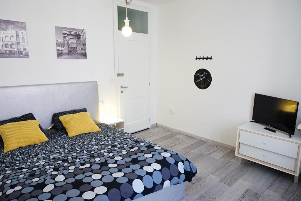 Hostel Ljiljana Пула Екстер'єр фото