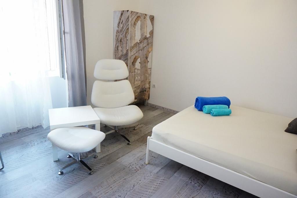 Hostel Ljiljana Пула Екстер'єр фото