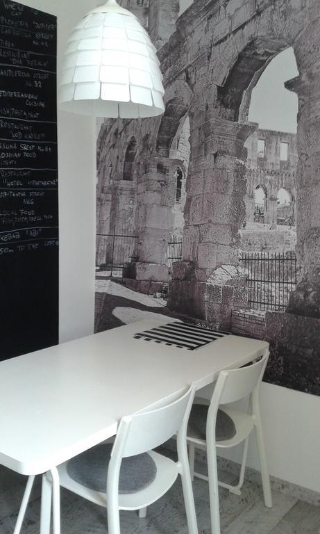 Hostel Ljiljana Пула Екстер'єр фото